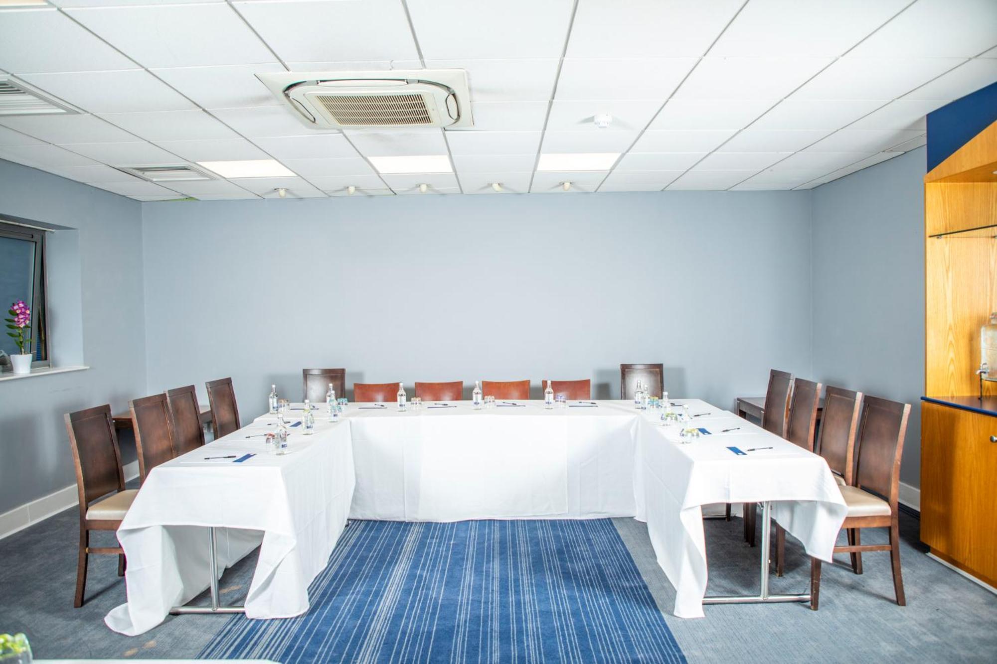 Holiday Inn Express Royal Docks By Ihg London Exterior foto
